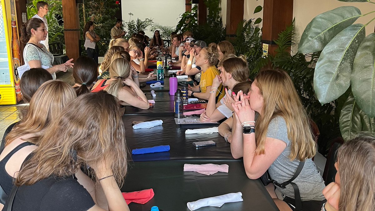 AugieSwim's tweet photo. We're in Costa Rica! 

Follow along as @cailey_scott blogs about our trip that includes an exercise science class, training and entertainment. 

Full Blog 📝: https://t.co/zEymzNCVnT

#BuildingChampions https://t.co/nt2hBcSiTy