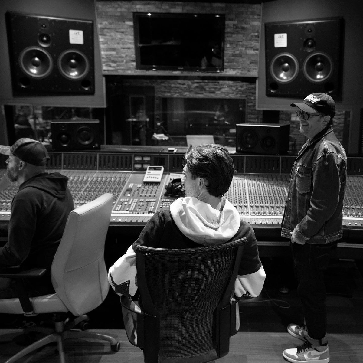 Greyson Chance tweet media