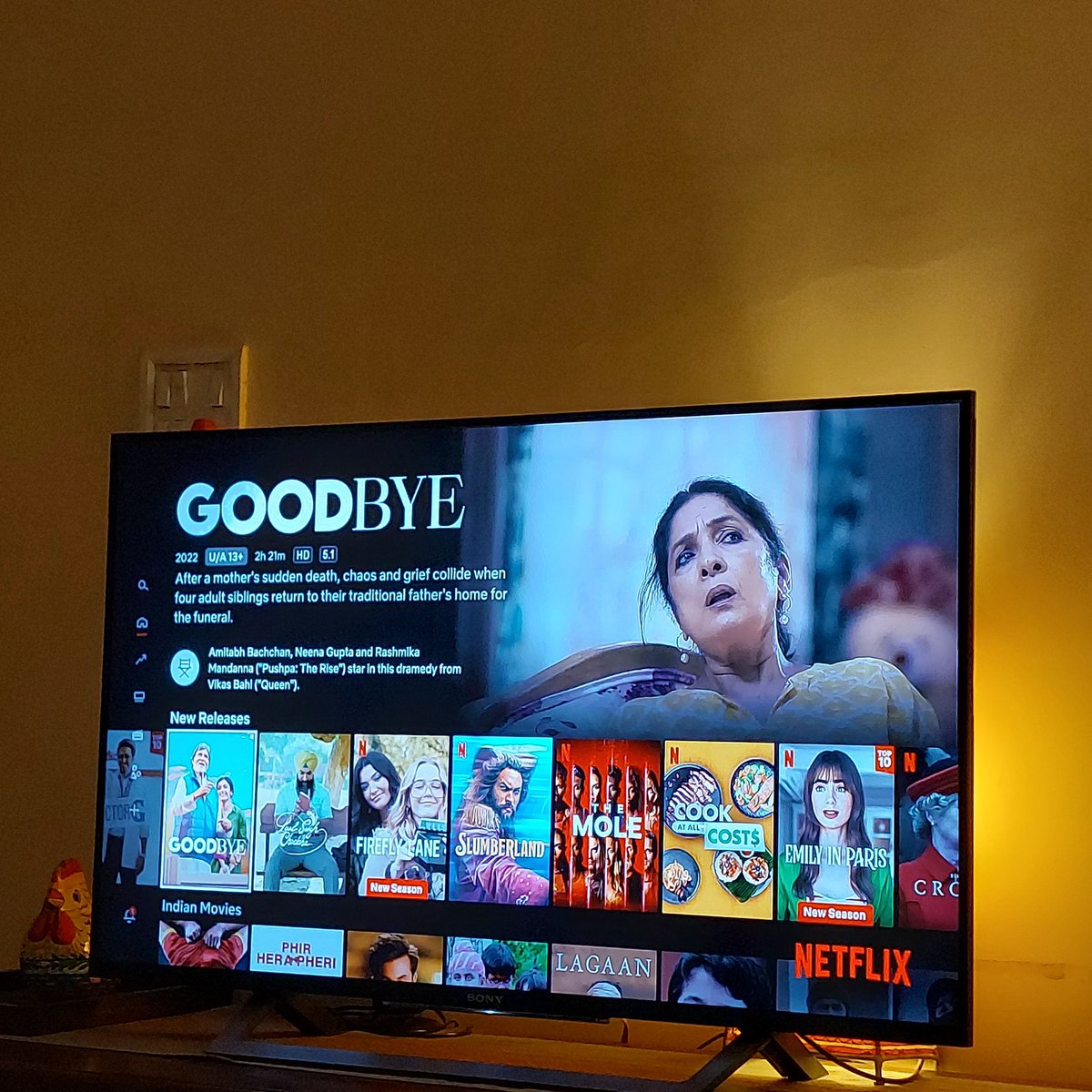 ashutoshasj's tweet photo. "If there is queen of entertainment, its Neena Gupta," my 10 year old says.
#GoodbyeOnNetflix
@Neenagupta001 https://t.co/T4ibDnvoTc