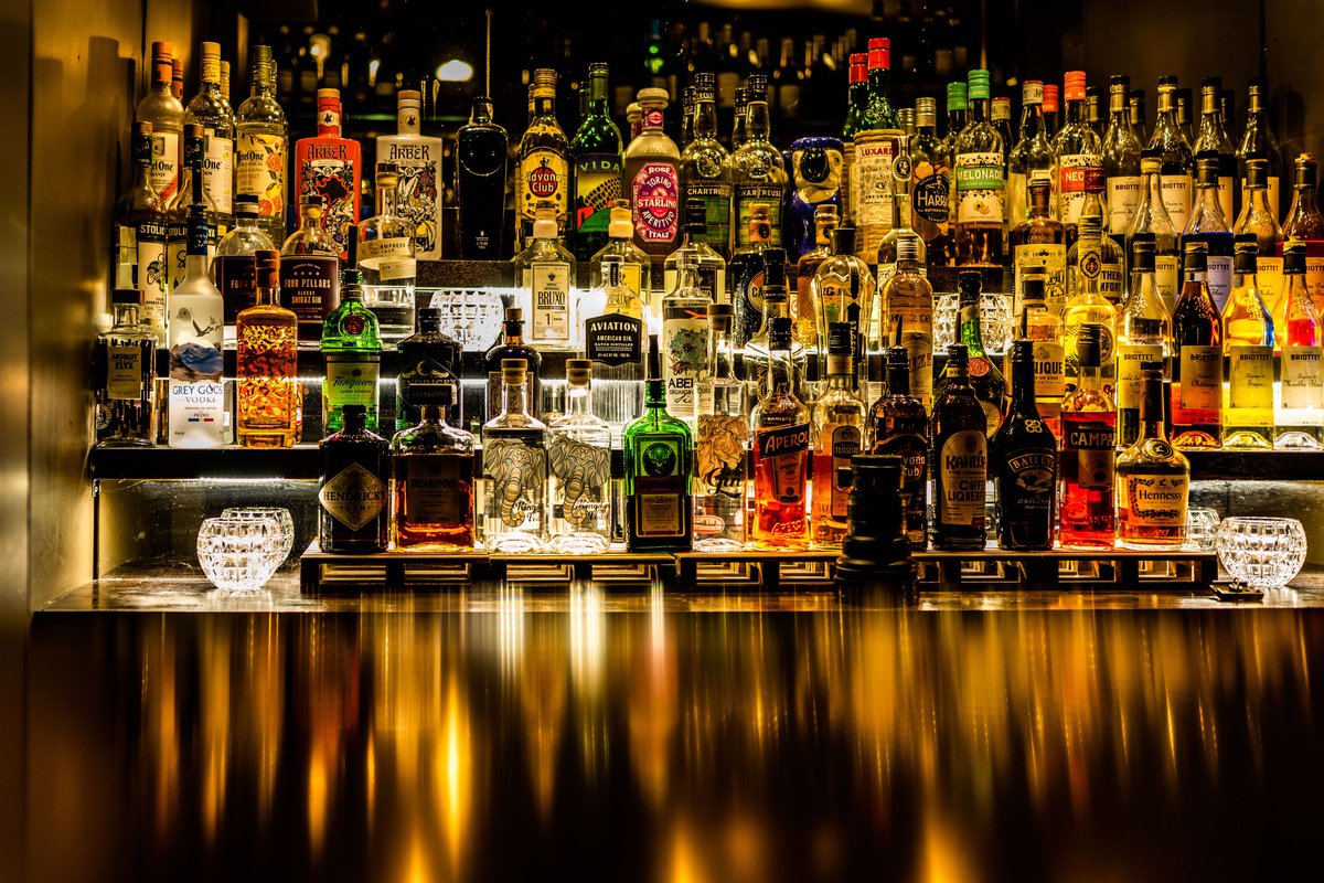 The bar is open at Below Board 👀✨

What’s your tipple this evening?🍷