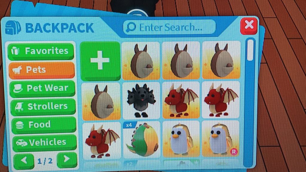 Simply_PlayzYT's tweet photo. Trading these for mm2 godlies ngf x https://t.co/KUO24IOHOA