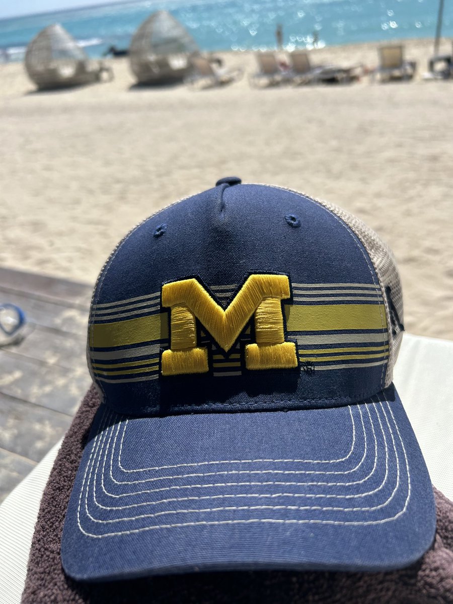 J16Rod's tweet photo. #goblue #dreamsdominicus ⁦@mgoblog⁩ ⁦@drewyoungone⁩ ⁦@JesikaYoung⁩ Let’s Go Blue!! https://t.co/jTBo5XhW6T