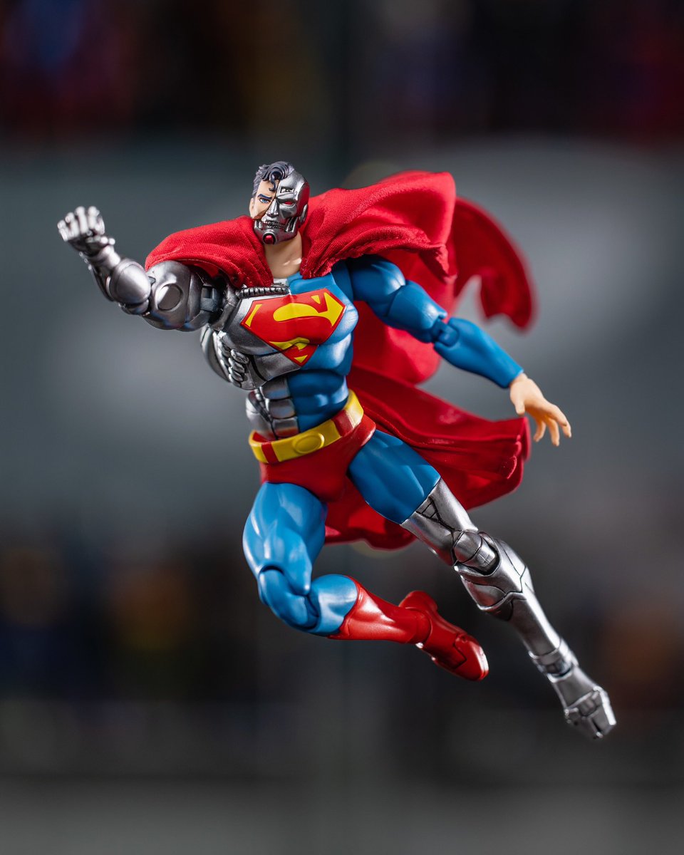 Here is a look at Mafex Cyborg Superman from @medicom_toy 

#cyborgsuperman #reignofthesupermen #mafexcyborgsuperman #superman #returnofsuperman #solarsuperman #solarsuit #kalel #justiceleague #mafexsuperman #mcfarlanetoys #dcmultiverse #dccomics #dccollection #dccollector
