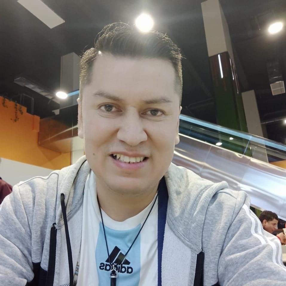 willyteacher10's tweet photo. #NuevaFotoDePerfil https://t.co/OjLGE7Exl7