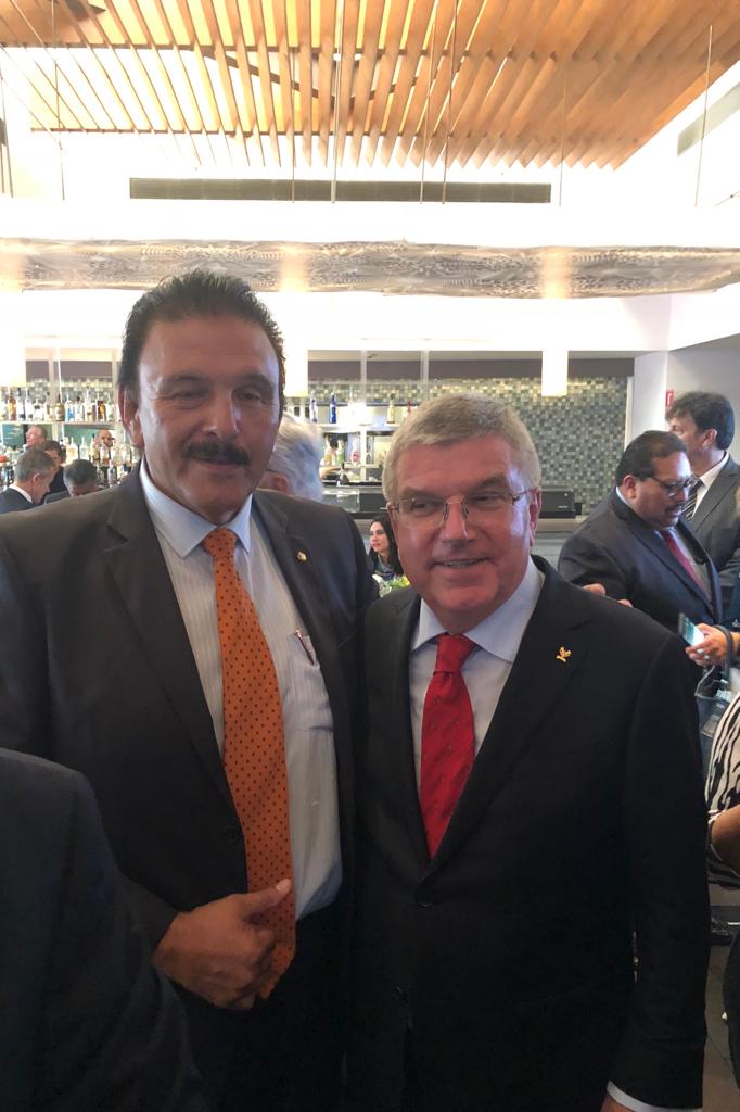 FemelaOlympic's tweet photo. Muchas felicidades para el presente del Comité Olímpico Internacional, Thomas Bach con motivo de su cumpleaños.
@memo_daz https://t.co/xmHdjbSFUh