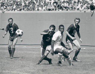 A sad day for soccer. 

RIP, Pele. 💛💚