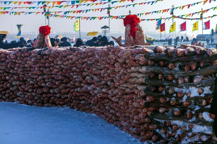 ChinaEmbEsp's tweet image. 📸 La #pesca en hielo invernal está en pleno apogeo en el lago #Chagan, en la provincia de #Jilin. 🎣
