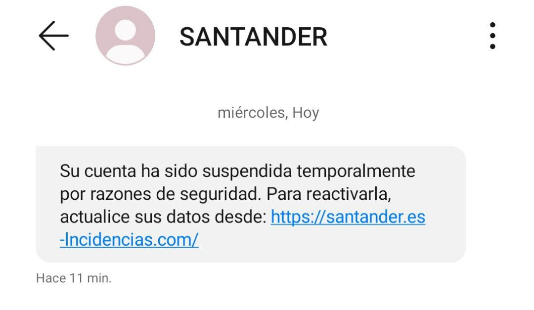 nuria_imeq's tweet photo. 👁️ #smishing Un amigo me ha pasado estas imágenes. Se trata de suplantación de identidad al Banco Santander. Fijaros como de “listos” (capullos) son los #ciberdelincuentes si miras la url, da la sensación de ser legítima, “santander/.es” no miras el resto, pero … https://t.co/EbaBgSrbmS