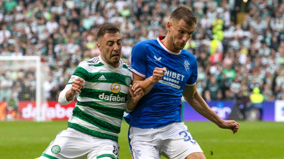 FrazFletcher's tweet photo. English football fans.

On Monday at 12:30 Rangers face Celtic in the Old Firm Derby.

If you have the chance, watch it. Scottish football gets a hard press especially in England but if you want to see a proper Derby game that means the world to its supporters its a must watch. https://t.co/3UoUUhWSff