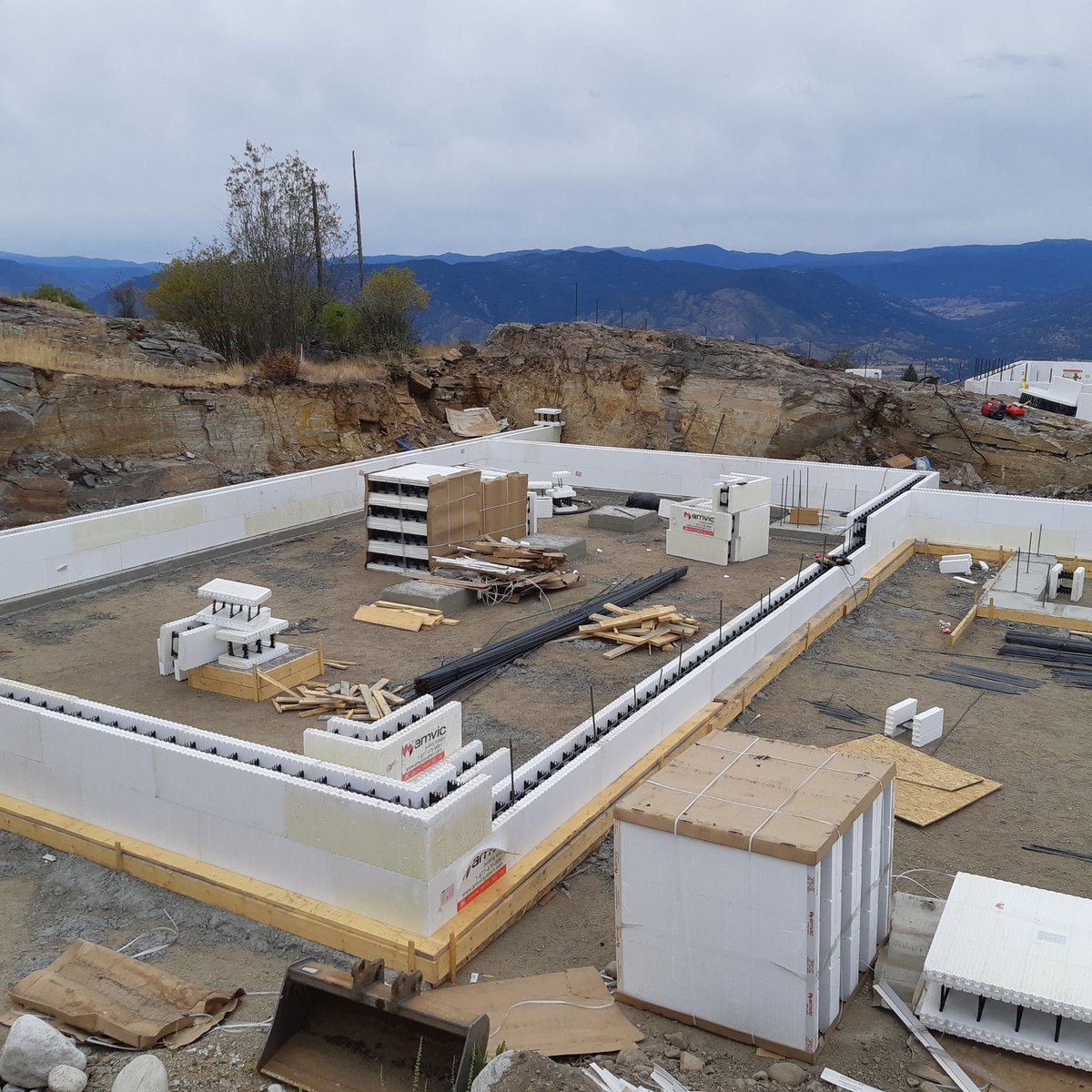 Amvic Building System tweet media