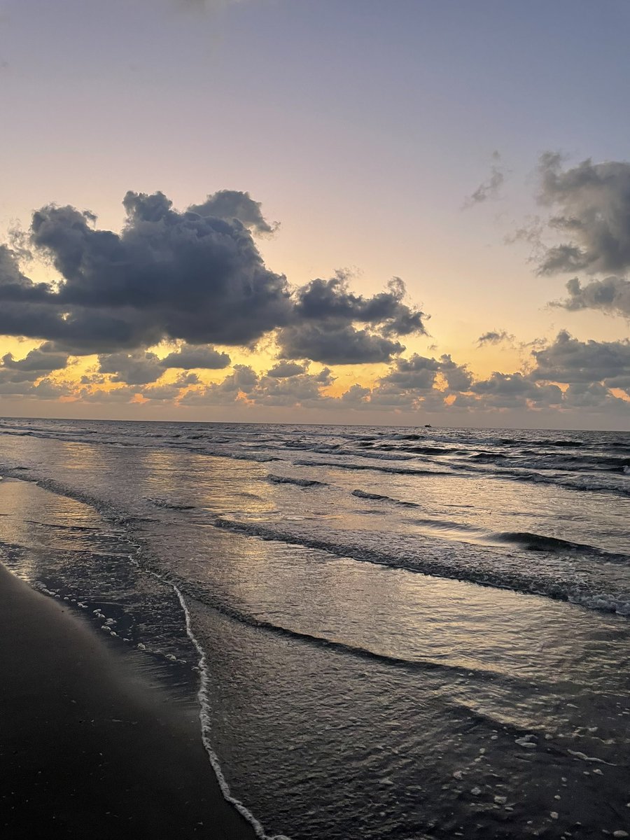 marrriiimm's tweet photo. دايماً بحر 🌊 https://t.co/RD2opC5Y4I