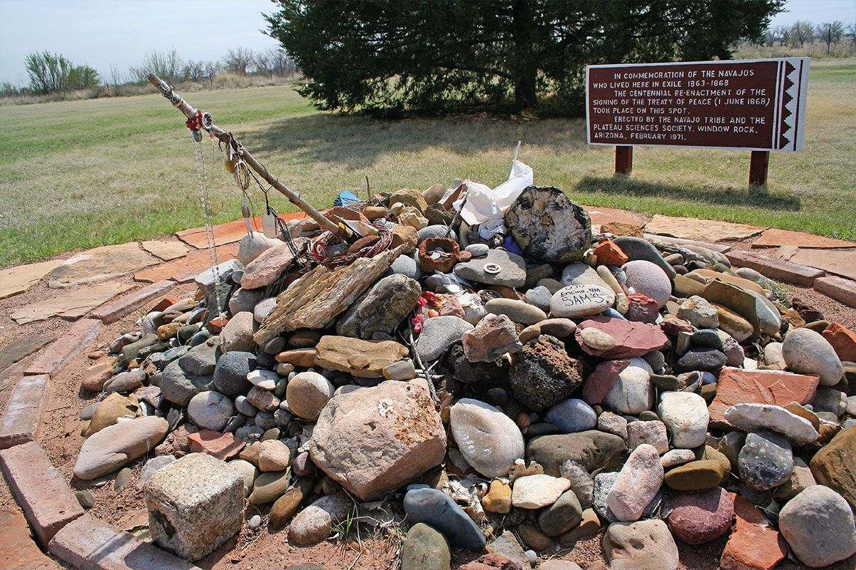 TDKbiker's tweet photo. I felt the same way when i visited ft. sumner for the first time, i could honestly feel the heartache and suffering my people endured there. Their memory is my blessed steadfast existence. A'ho! #nativeamericangenocide #thelongwalk #hweeldi #bosqueredondo #NeverAgain https://t.co/EcQj73Ch5K