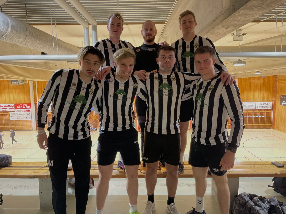 Romjulscup med fattern FC. Holdt til semifinale!🎄