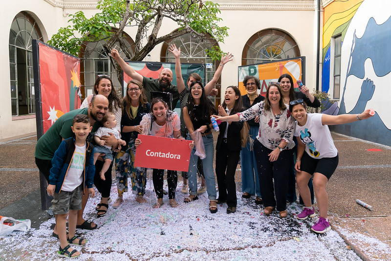 FCEA_UdelaR's tweet photo. 🙌¡Felicitaciones Isabela!

🎉Celebró su egreso 𝐷𝑒𝑓𝑖𝑒𝑠𝑡𝑎! en el patio de facultad de forma responsable 

⁠Enterate más en nuestra web 👇
https://t.co/S5YjQZtv3J

#FCEAdefiesta https://t.co/CIXBnhrvmC