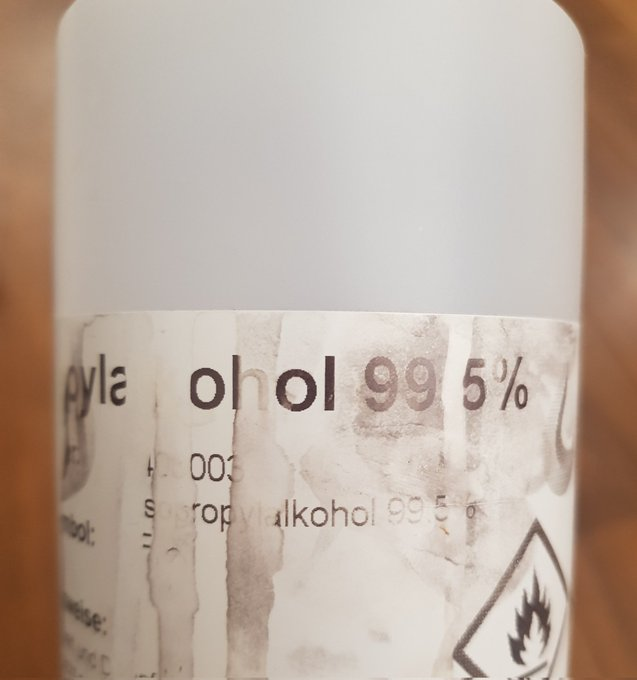 PRO TIP: The ink on a bottle of 99.5% alcohol shouldn't dissolve in 99.5% alcohol.