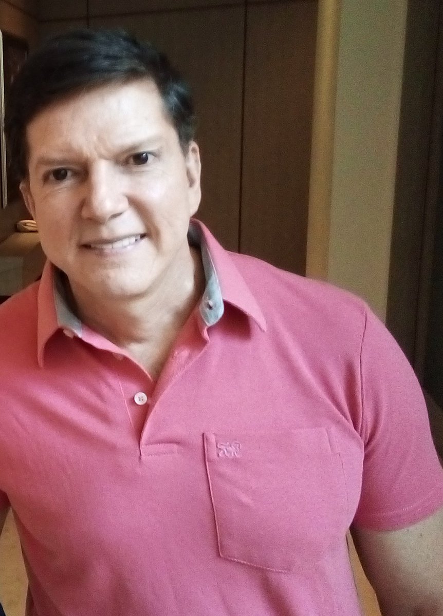 Colpresstv's tweet photo. #100mil firmas es la meta que se ha propuesto conseguir de aquí al 30 de marzo de 2023 el exministro de Justicia, @WilsonRuizO, para avalar como #independiente su candidatura a la Alcaldía de Cali 

#SosCali
#SalvemosaCali
@Colprensa https://t.co/5amJceHlGu