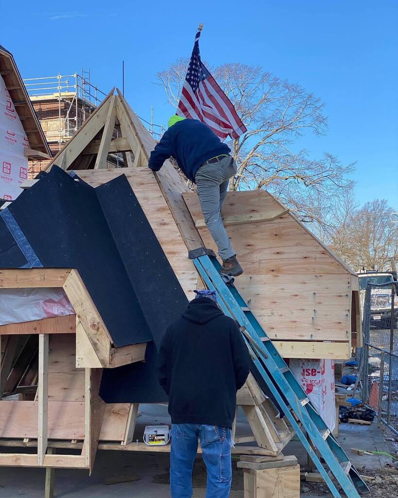 CookeCapeMay's tweet photo. The city of #capemay is one step closer to its new #capemayfiredepartment home @billygfire. Crews #toppedoff the building today. @firechiefs @iaff3495 @ffprovinggrounds #ffprovinggrounds https://t.co/IkWBrUxPGT https://t.co/GvTexZXGEA