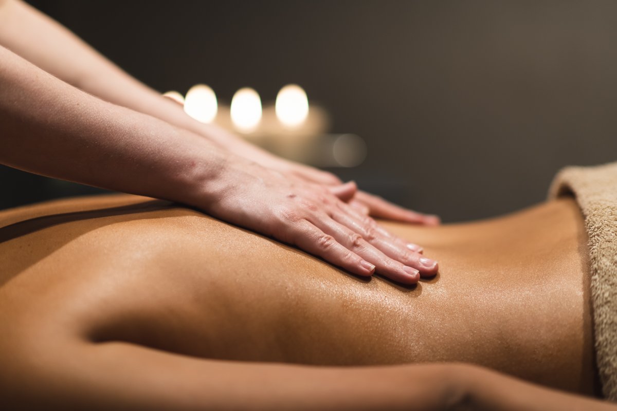 Last chance! Win a Twilight Taster for two at award winning @ragdalehallspa Gift vouchers are also available #competition #getactive #stamford #stamforduk #rutland #leicestershire #leics #harbslocal #shopoakham #loveuppingham #oundlebusiness #oundletown #localmagazines