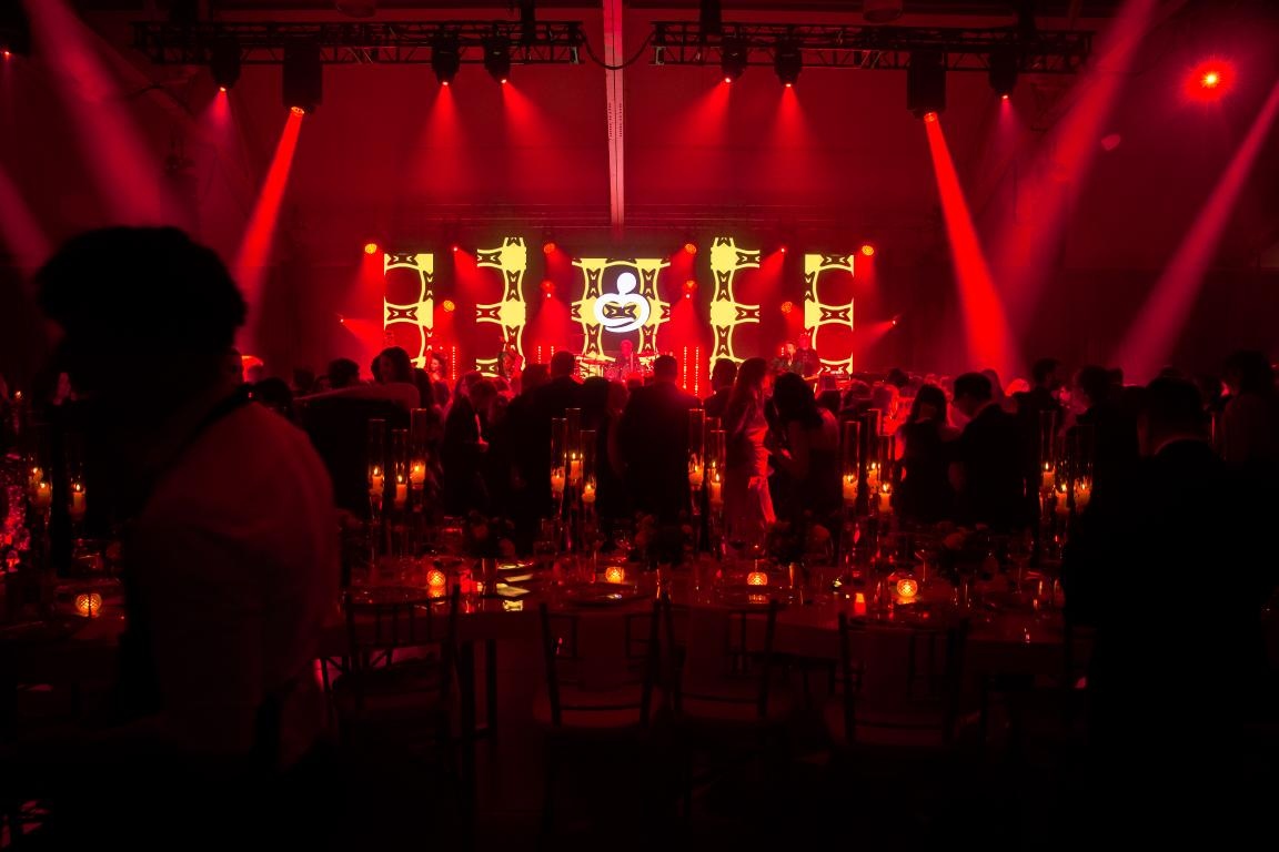 ControlObsidian's tweet image. #repost from @mrrobertlynch
Using the NX4 + NXP at  St. Mary’s Ball in Montreal which raised $1.4m net for the hospital.

Production by @total.ca

#obsidiancontrolsystems