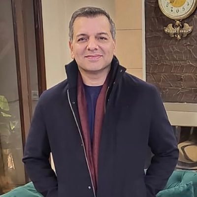 abmuqeet138's tweet photo. سمری سمری کی بھرپور کامیابی کے بعد پیش خدمت ہے ڈرامہ سیریل کمیٹی کمیٹی۔
رائٹر و پروڈیوسر: @DrMuradPTI 
#RegularizeSSEsAEOs #TeachersProtestAtZamanPark https://t.co/oe83VBm7ny