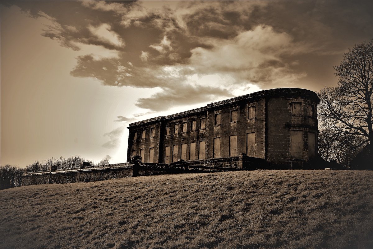 HauntingIreland's tweet photo. Ruin hunting today 🏰 
The roofless ruins of Curraghchase House, built in 1657 over a castle. Burnt down in the 1940s after a curse was said to have been placed on it. The nearby lake has a resident ghost, The Lady in the Lake, who foretells doom…
#hauntingechoesofirelandspast https://t.co/P8iSZLytzP