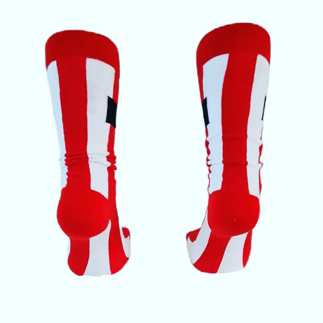 SheffRetroShop's tweet photo. Laver 9️⃣5️⃣ Blades inspired home kit socks ⚔️‼️
✅️ 100% cotton
⚽️ Laver logo across shin
🧦 Fit all sizes 6 - 12
https://t.co/PREWAtdWZ0
**Enter code 2FOR20 to get any 2 pairs for £20**
#sufc #twitterblades #UTB #BDTBL #BLASHU https://t.co/rADF5yXYjB