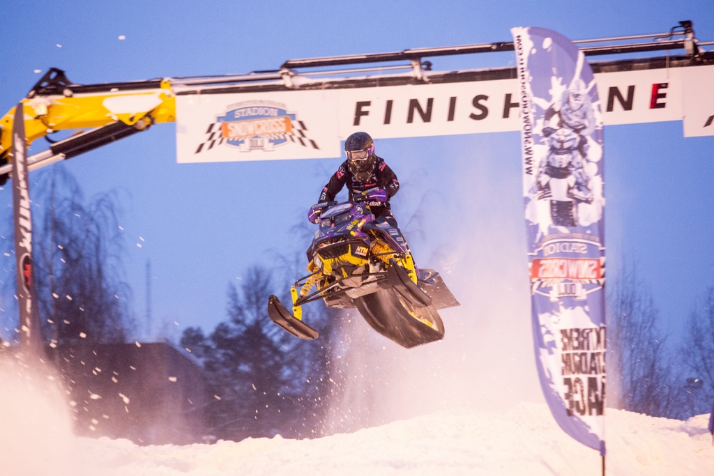 snowcrossoulu's tweet photo. Ladies Champions 2022 🤩
🏆️#14 Thea Arnesson
🥈#96 Hilda Öhman
🥉#75 Davina Backteman

#stadioncrossoulu
#stadioncross
#snowcrossoulu
#snowcross
#snocross
#skotercross https://t.co/uYGbyIM0jC