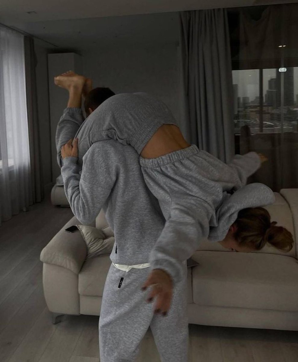 Couple Pics (@4upicsart) on Twitter photo 