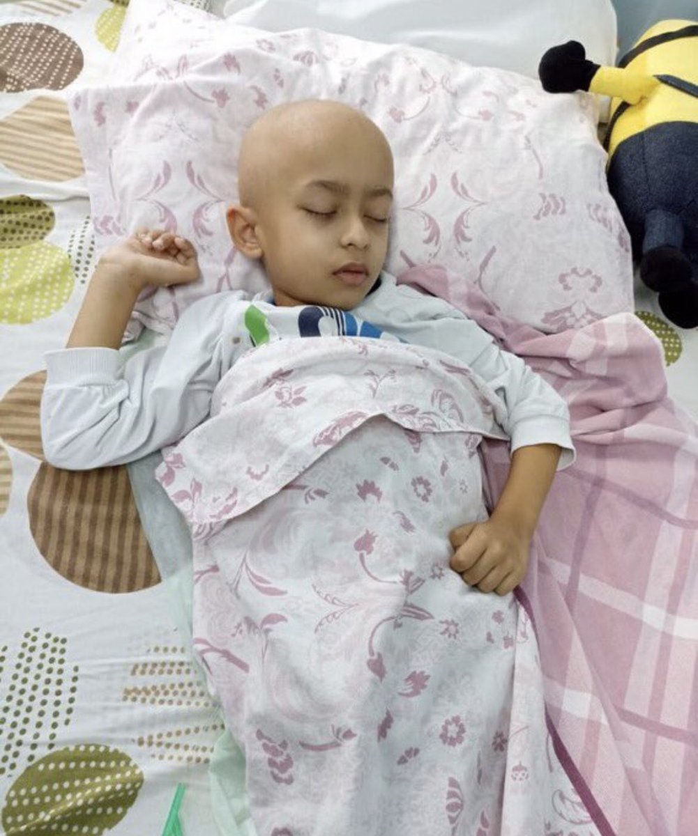 Çok saygıdeğer hükümet ve muhalefet temsilcileri!
Annesinin politik durumu suçlu suçsuz oluşuyla ilgilenmiyoruz.
Doktorları yaşama şansını çok az görüyorlar.
Annesine kavuşması için ne yapılabilir?
Lütfen politik söylemler dışında bir şeyler üretin
Yusuf daha 6 yaşında.
Lütfen🙏