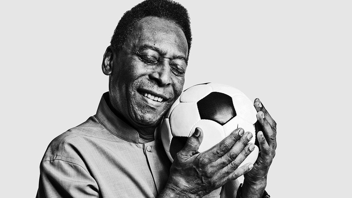 Galatasaray's tweet photo. We're extremely saddened to hear the passing of #Pele, one of the football's greatest icons.

His legacy and achievements will continue to be cherished by everyone around the world. Our deepest condolences to his family, friends and fans...

Rest in peace, legend. https://t.co/Q3PMaBUfVr