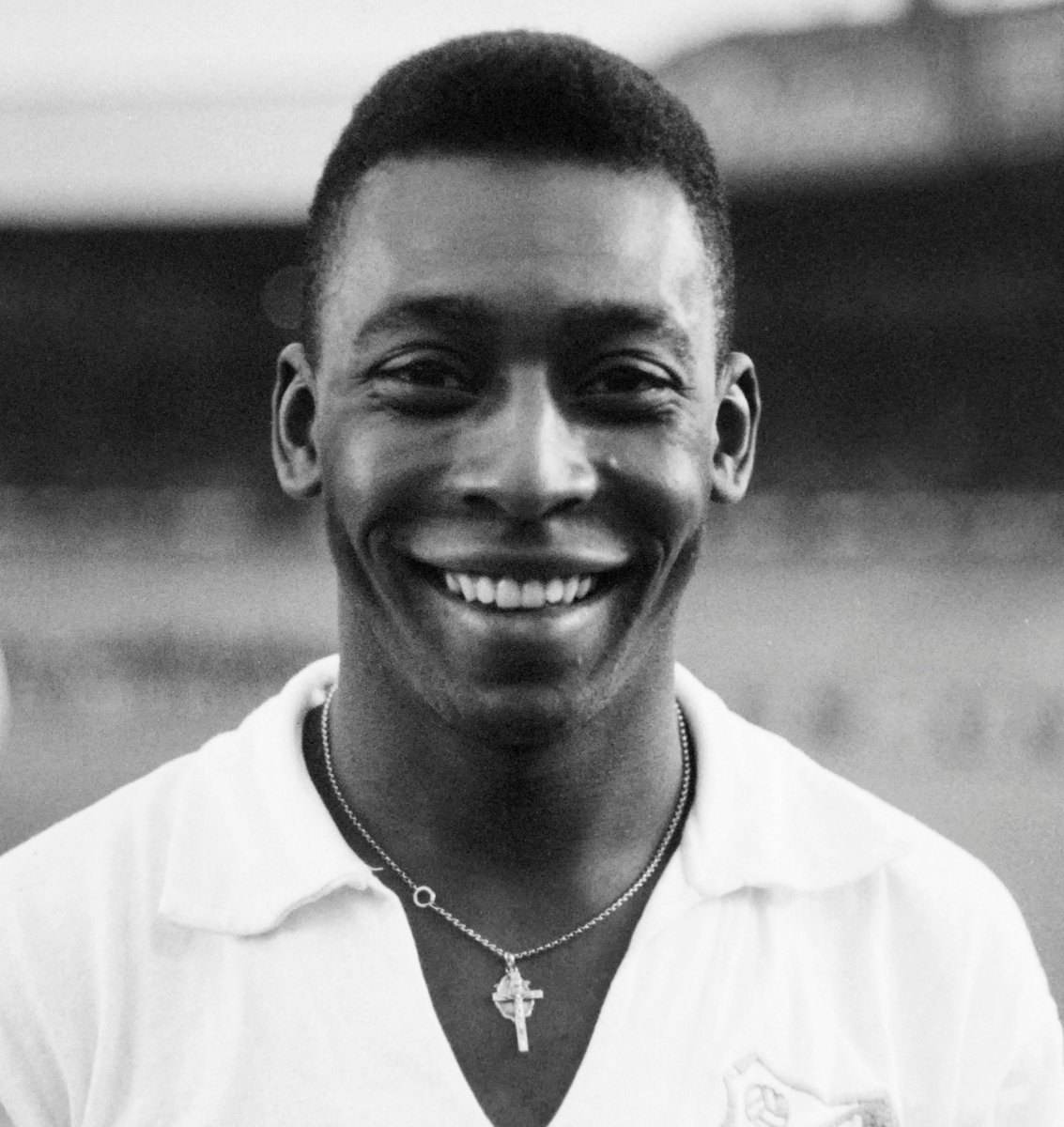 An icon’s icon. We are saddened today to hear of the passing of one of football’s greatest ever players, @Pele.