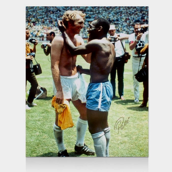 DawnNeesom's tweet photo. #RIPPele #legend 🙏🏻 https://t.co/ul6nkQm6XH