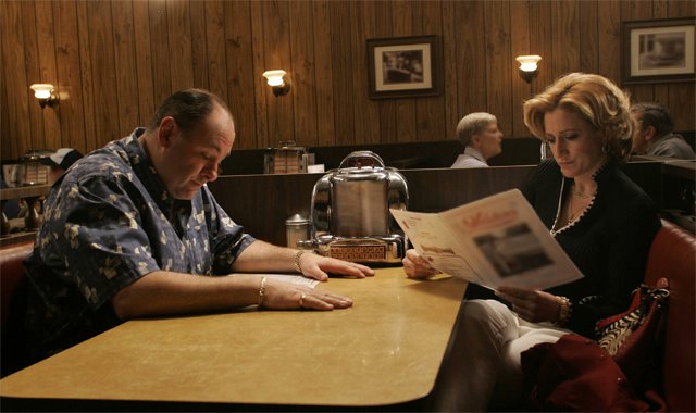 At the sopranos diner anyone else here rn??