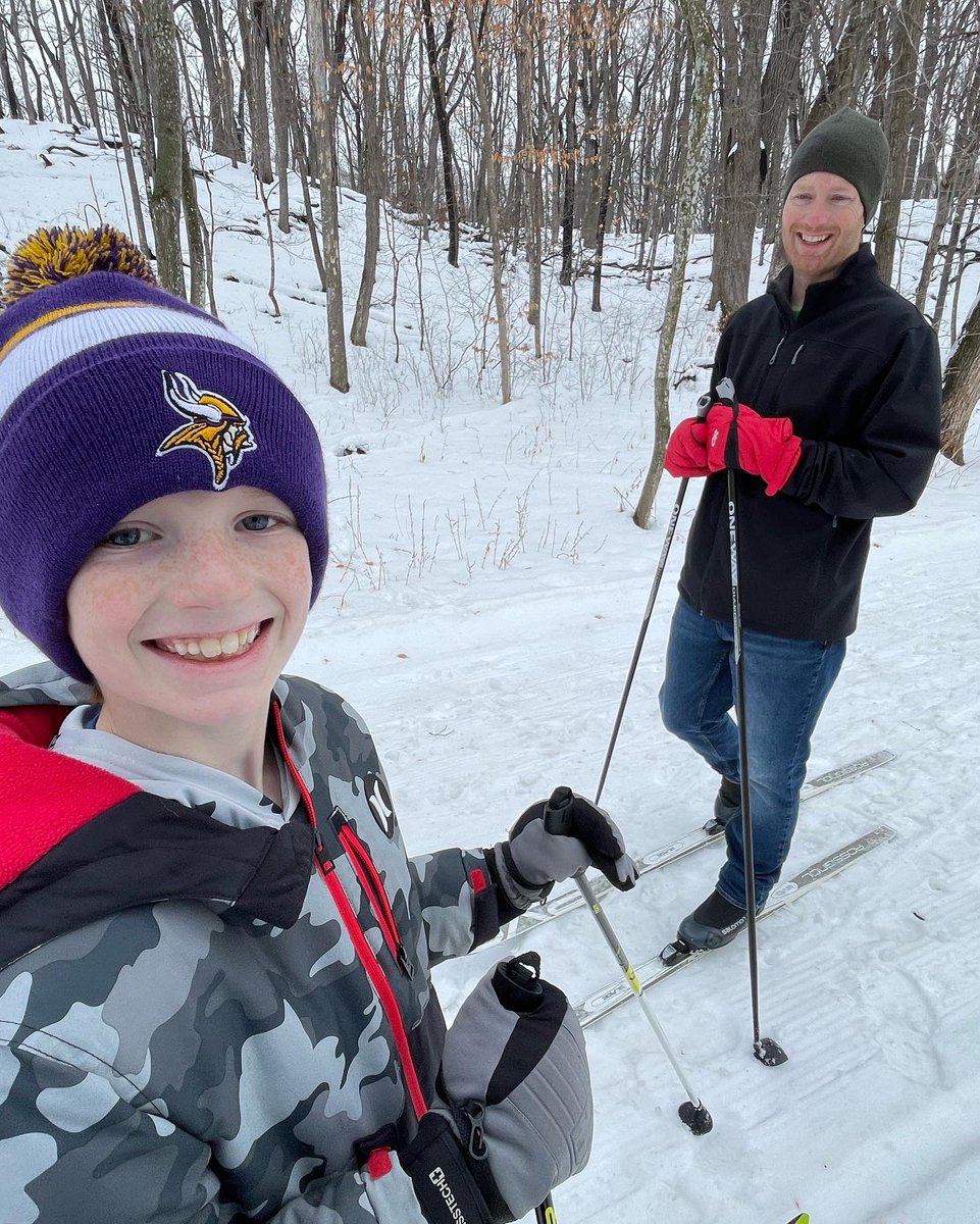 HKeltgen's tweet photo. Getting our morning workout in! #funinthesnow #thursdayvibes https://t.co/CjABCpTPsY