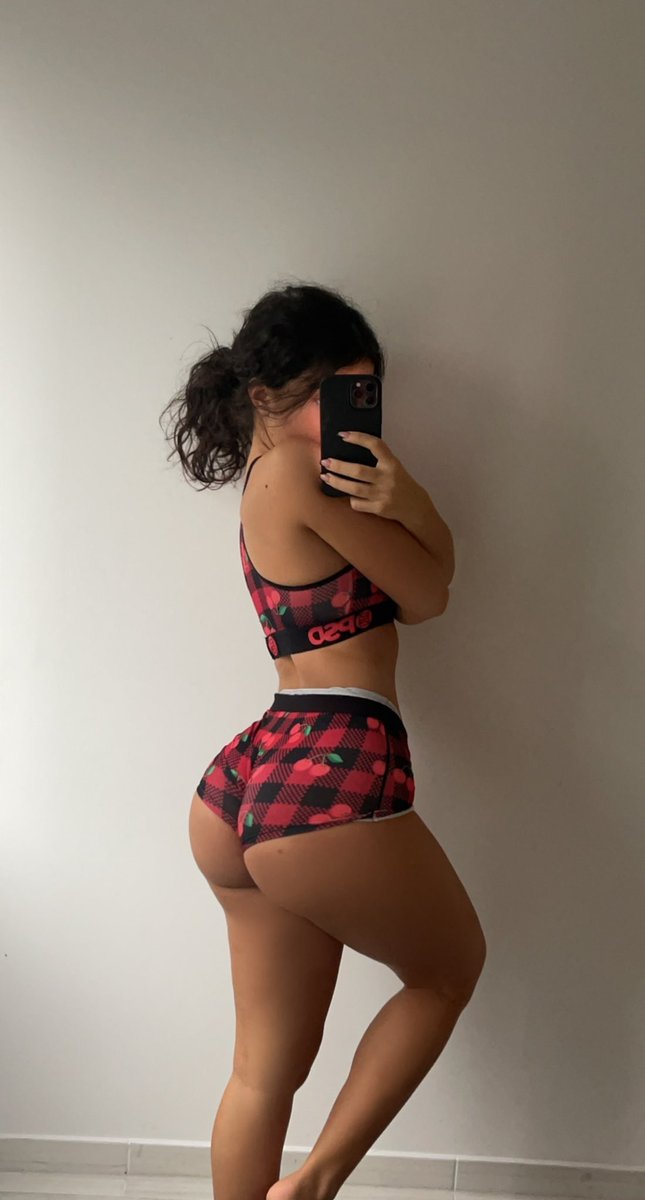 NudesLocal's tweet photo. 😍 https://t.co/d89nsM1yGM