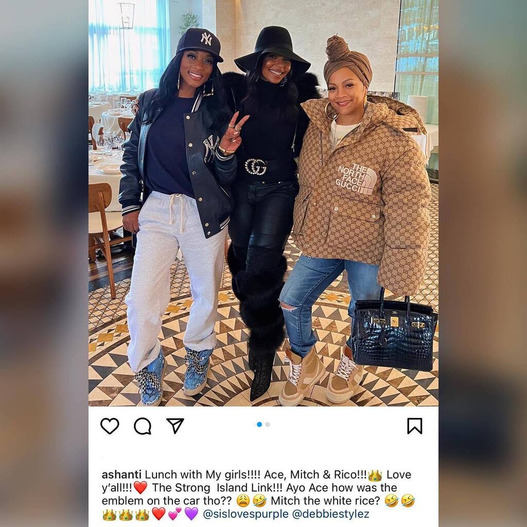 TheYBF's tweet photo. #Ashanti linked up with designer #SimoneSmith (#LLCoolJ's wife) and fashion consultant #DebraRobinson for lunch in NYC! Peep the #PaidInFull realness. https://t.co/LlQOZAqxbh https://t.co/sMOl2na1Ma