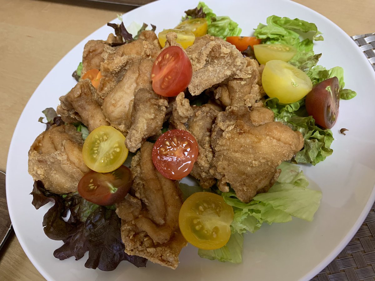 momonaxx's tweet photo. 山口県といえば、みほりの唐揚げ🥺🧡🧡
みほりの唐揚げまじ美味しいです https://t.co/7ufUp3k0xP