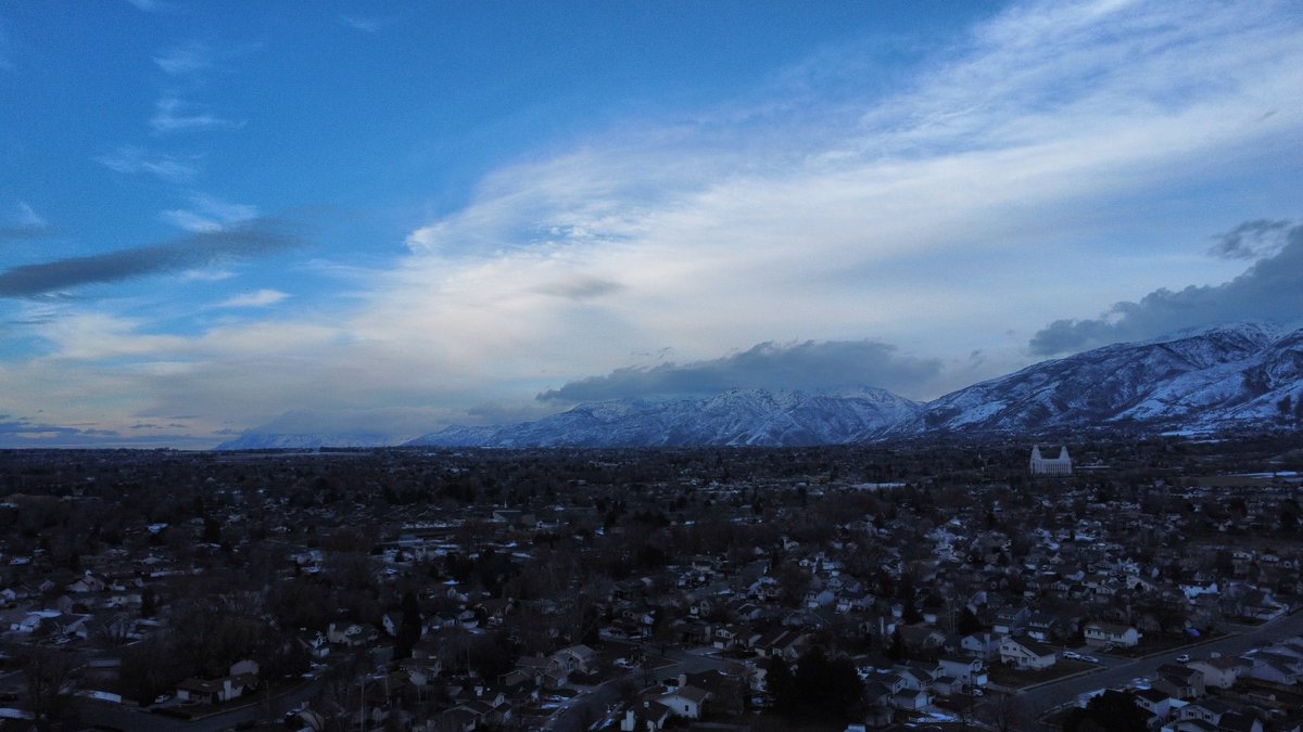 DeepstateDroner's tweet image. A beautiful day overlooking the
wasatch mountians. ❄