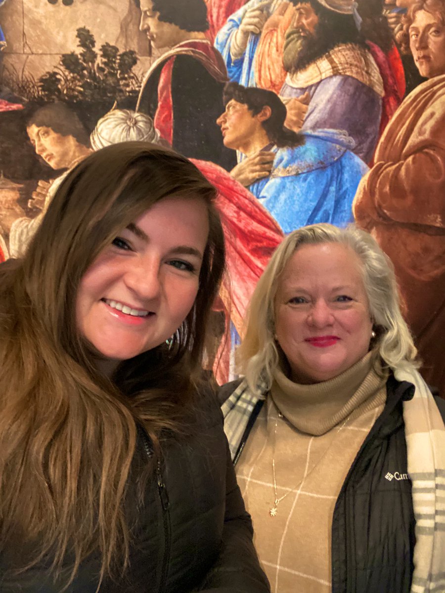 EmilyHeimerman's tweet photo. Over the break, my momma and I visited the Minneapolis Institute of Art’s temporary exhibition, “Botticelli and Renaissance Florence: Masterworks from the Uffizi”

They showcased paintings, sculptures, and prints from Mia’s collection, alongside many pieces sent from the Uffizi. https://t.co/VXIk2bfqpq