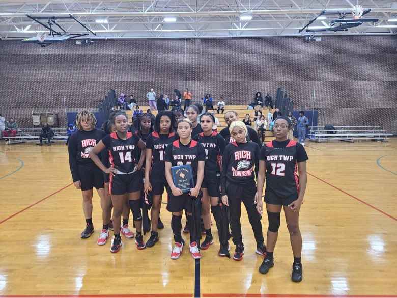 Rich Township Girls Basketball tweet media