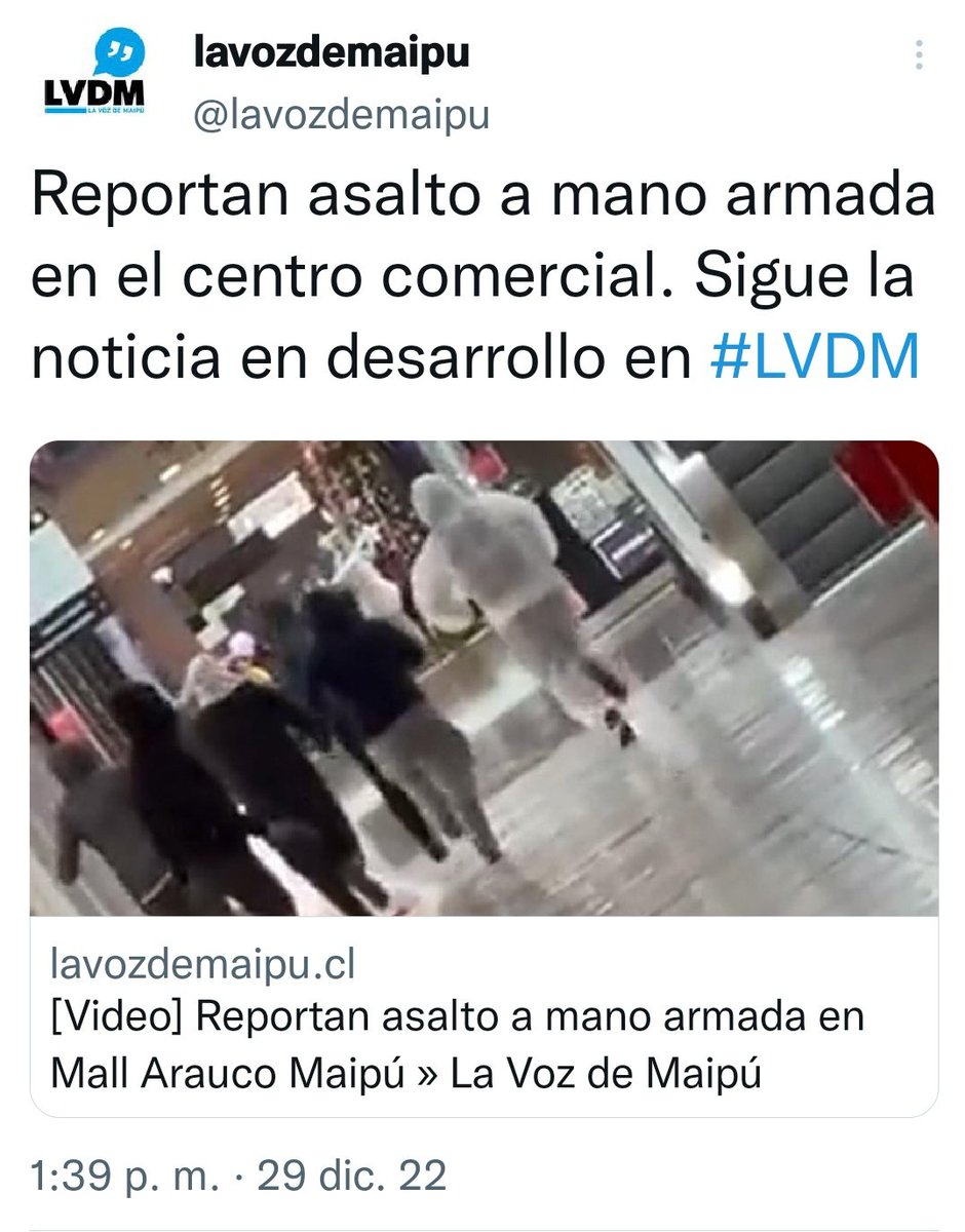 pixel_onlines's tweet photo. ⚠️ Informamos que el video que circula en redes sociales sobre un asalto dentro de un Centro Comercial sucedió en Chile y NO en Ecuador.

👉🏻Exactamente sucedió en el Mall Arauco de Maipú en el país chileno. https://t.co/qpPLxHiE4A