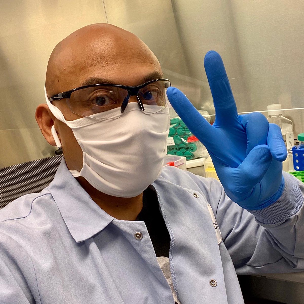 2022 Cure Glioblastoma Year in Review 🎉

🔬 internal research
🏆 Elsa Scholars
🚀 venture capital 
🔪 Grady Fellows
🤵‍♂️ GALA (!!?!?!)

cureglioblastoma.org/blog/nine