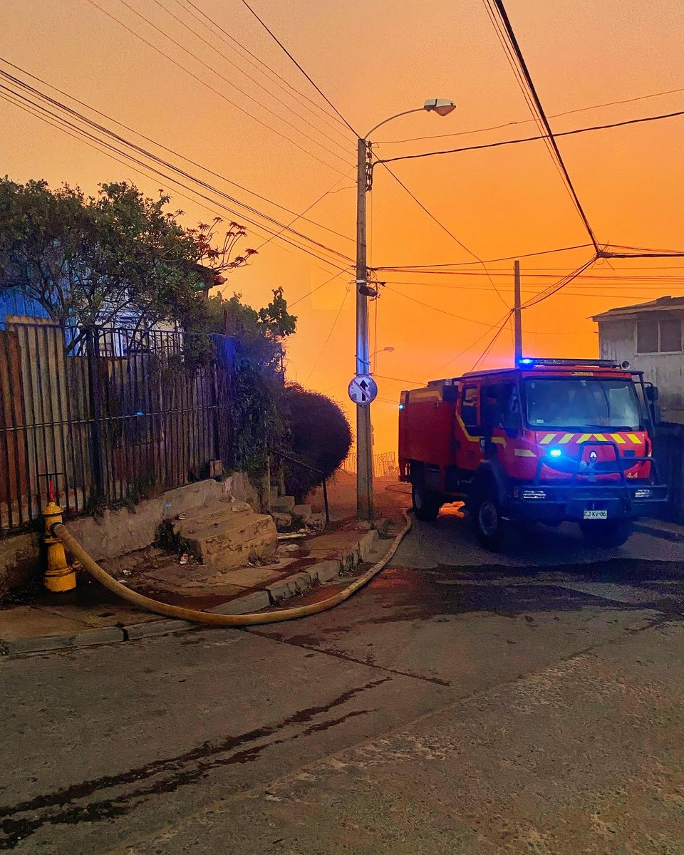El día jueves 22 del presente, nuestra compañía es despachada con su máquina 42 en apoyo a la comuna de Viña del Mar. En el lugar se mantenía un incendio forestal de proporciones, el cual afecto más de 100 hectáreas de vegetación y gran cantidad de viviendas.