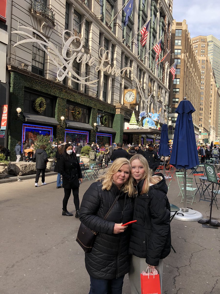 Catherinex007's tweet photo. Finally made it to @saks  to view the fabulous window displays #SaksHoliday   Best window display had a beautiful mannequin that was cloned after my daughter Ava!!   My husband snapped a quick photo of us as we were leaving!  Looks exactly like my daughter Ava! https://t.co/hJWghm8d66