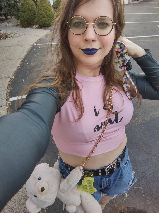 You see her coming out of your LGS. How do you approach? https://t.co/CgYY8QtrbG<a href="/tag/lingerie"class="tags"><span>#lingerie</span></a>