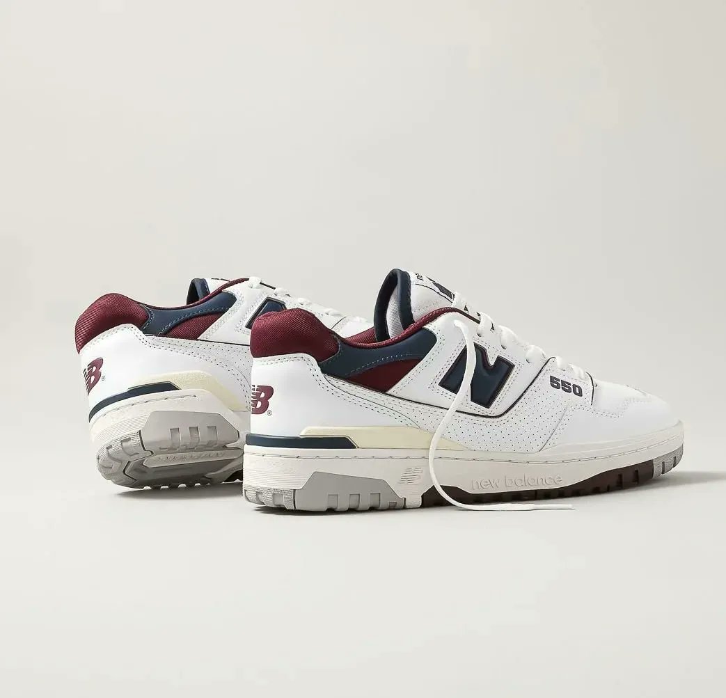 JustFreshKicks's tweet photo. Dropped via END
New Balance 550 ‘Burgundy Indigo’
=> https://t.co/8X2s6Xa8Gy https://t.co/uSbj0gbNRT