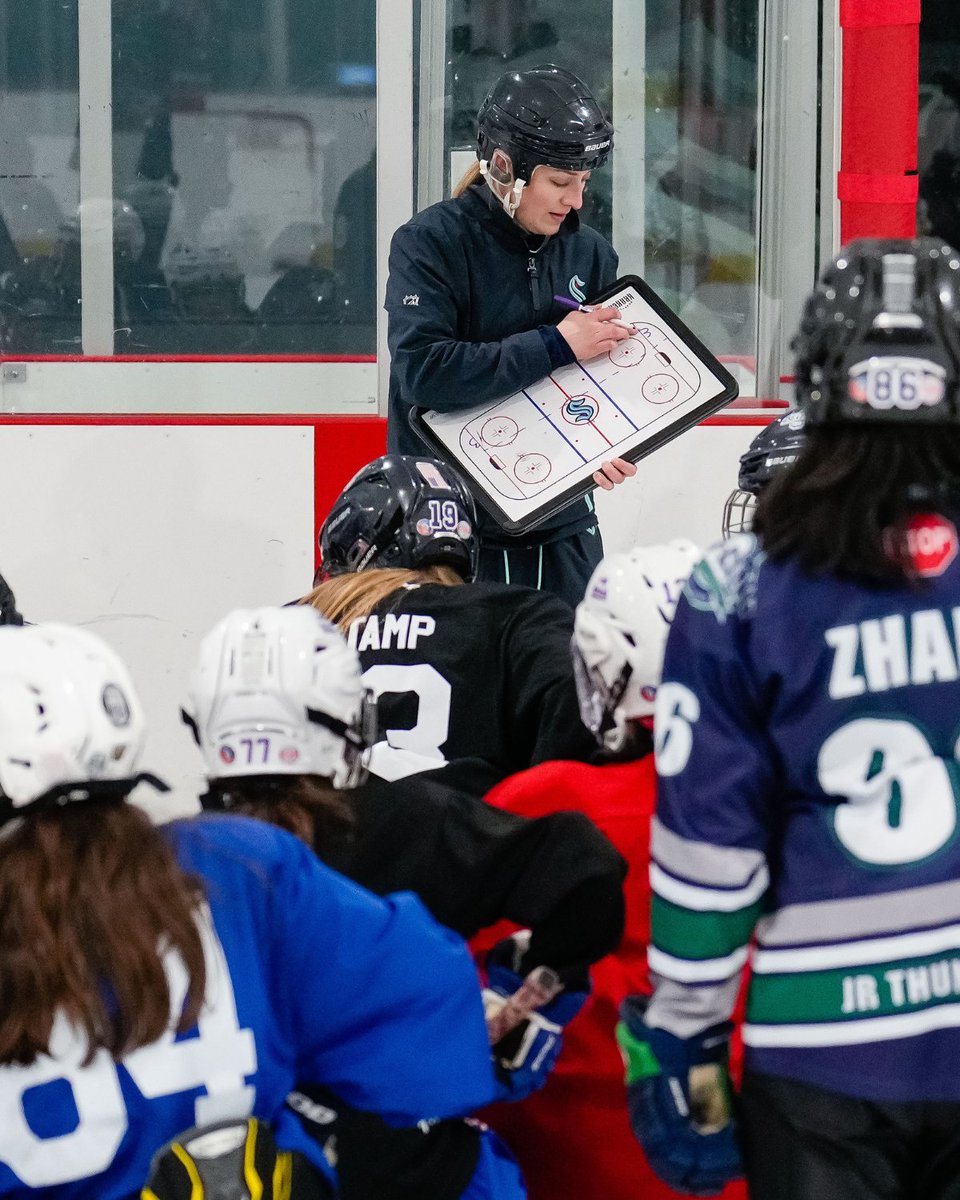 KrakenIceplex's tweet photo. #SeaKraken player development coach Katelyn Parker departs for Sweden today as a scout for the U.S. women's national team as they compete in the IIHF U18 Women's World Championship.

Learn more about her work with @usahockey → https://t.co/bKLTgIXZbF https://t.co/Q6sflLzC7f
