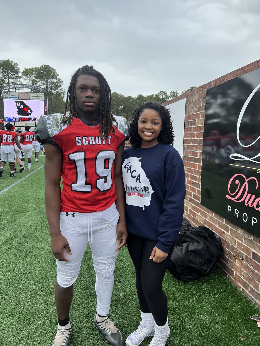 Congratulations to Eastside sophomores Jadyn Moon and Jayden Barr! They were named to the 2022 GACA All-Star cheer and football teams. They’ve spent the past few days on Jekyll Island preparing for today’s game.