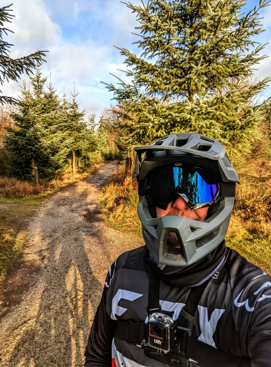 CloudBusiness9's tweet photo. Arrived at @OPALlandegla for sunrise & left after sunset. Awesome day out on the #mountainbikes in #Llandegla π΄ββοΈπ² #mountainbiking #ebikes #ebike #whytebikes https://t.co/7CRkRqpNtU