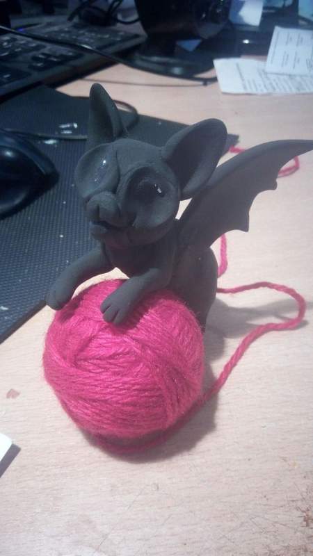 rivalmit's tweet photo. Of course I forgot to take just about all progress shots...it's fine... this is fine TuT (WIP  bat kitty #16 mini yarn) https://t.co/gVpRUGldAx #batkitty #cat #bat #sculpture #art #ef26 https://t.co/SJ0rgtUcdt